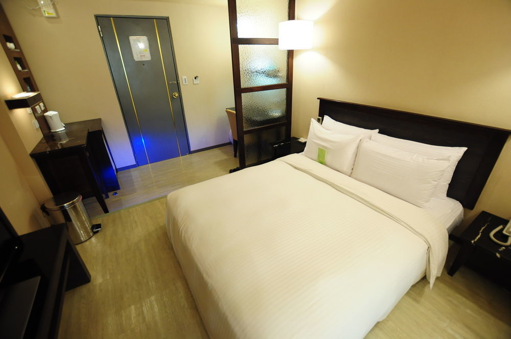 Kindness Hotel Shinkuchan Kaohsiung Extérieur photo