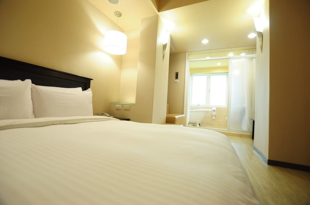 Kindness Hotel Shinkuchan Kaohsiung Extérieur photo