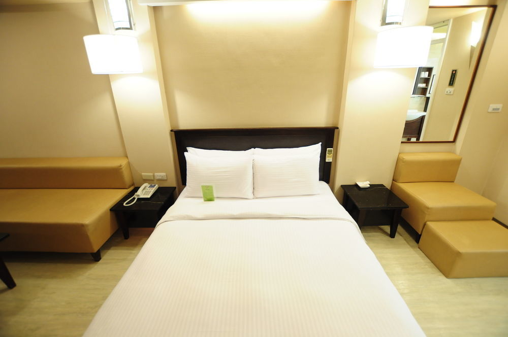 Kindness Hotel Shinkuchan Kaohsiung Extérieur photo